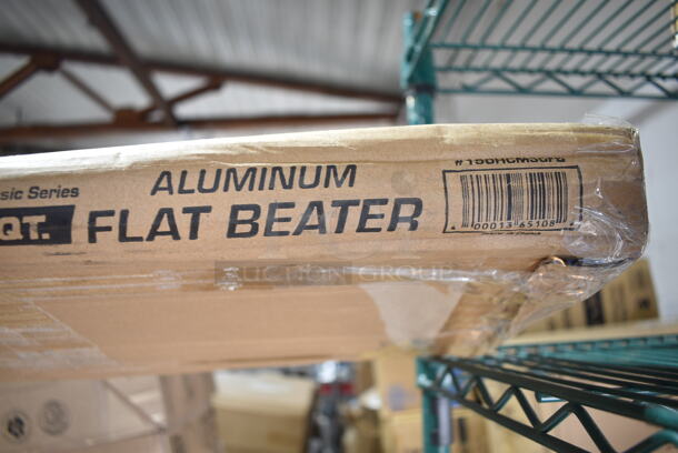BRAND NEW SCRATCH AND DENT! Assure 190HCM30FB Hobart Equivalent Aluminum Flat Beater for Classic Mixers (30 Qt. Bowls) - Image 3 of 4