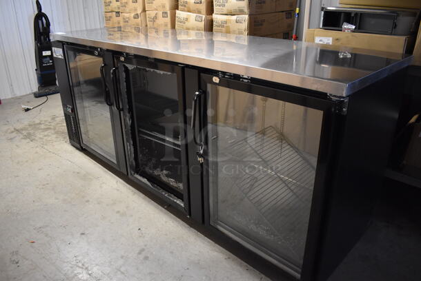 BRAND NEW SCRATCH AND DENT! Avantco 178UBB4GHC Metal Commercial 3 Door Back Bar Cooler Merchandiser. Center Door Is Missing Glass. 115 Volts, 1 Phase. 90.5x28x36. Tested and Working! - Image 3 of 10