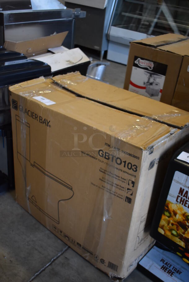 BRAND NEW SCRATCH AND DENT! Glacier Bay GBTO103 Elongated Two Piece Toilet - Image 5 of 5