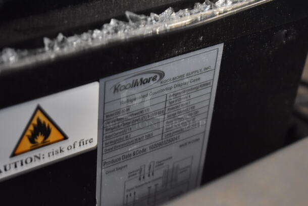 BRAND NEW SCRATCH AND DENT! KoolMore CDC-3C-BK Metal Commercial Countertop Refrigerated Display Case Merchandiser. Side Glass Panels Are Broken. 115 Volts, 1 Phase. Tested and Working! - Image 5 of 6