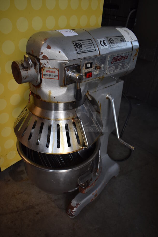 Fleetwood AE-20A Metal Commercial 20 Quart Planetary Dough Mixer w/ Stainless Steel Mixing Bowl, Bowl Guard, Dough Hook, Paddle and Whisk Attachments. 115 Volts, 1 Phase. 17x22x31. Tested and Working!