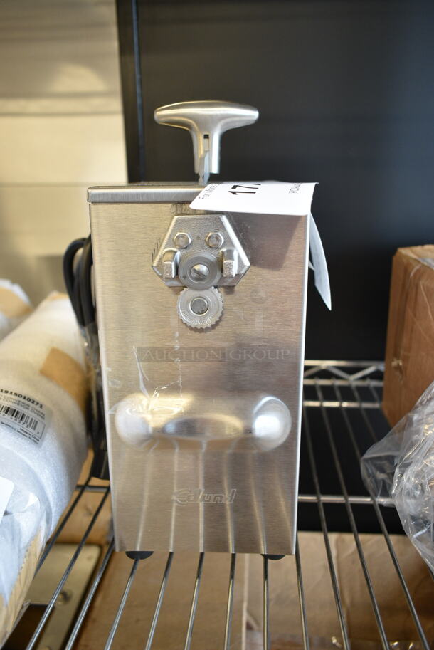 BRAND NEW SCRATCH AND DENT! Edlund 266 Single-Speed Tabletop Electric Can Opener. 120 Volts, 1 Phase. Tested and Working! - Image 2 of 6