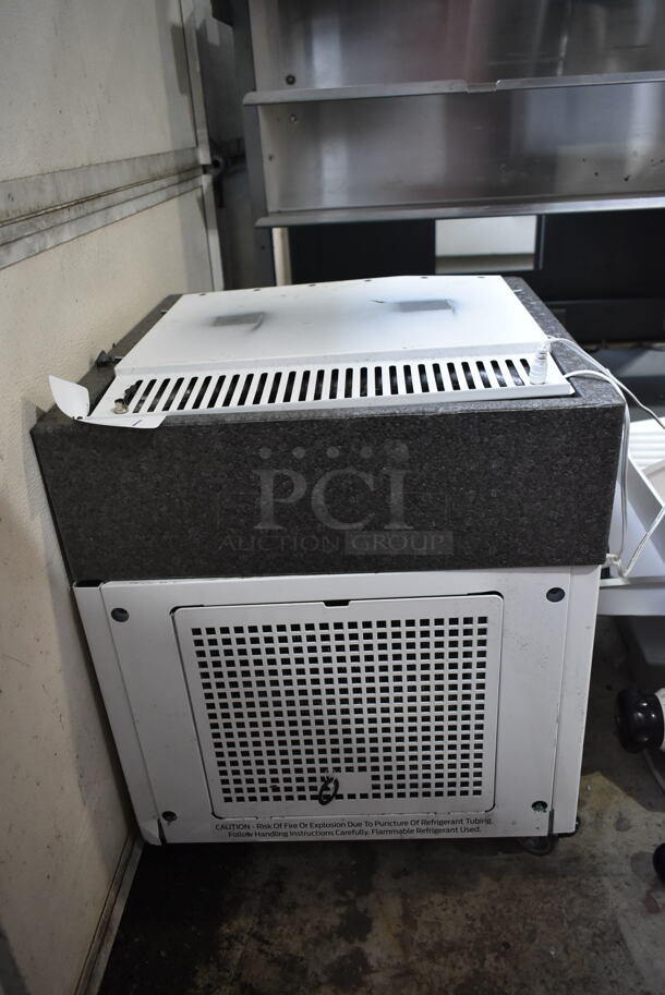 FlexCooler Metal Cooler on Commercial Casters. 115 Volts, 1 Phase. Tested and Powers On But Does Not Get Cold - Image 1 of 6