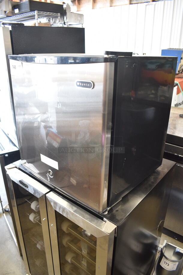BRAND NEW SCRATCH AND DENT! Whynter CUF-112SS Stainless Steel Mini Freezer. 115 Volts, 1 Phase. Tested and Working! - Image 3 of 7