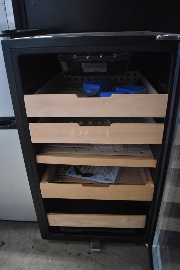 BRAND NEW SCRATCH AND DENT! Whynter CHC-421HC Metal Commercial Cigar Cabinet Cooler and Humidor Merchandiser. 110 Volts, 1 Phase. 19.5x22.5x33. Tested and Working! - Image 4 of 7