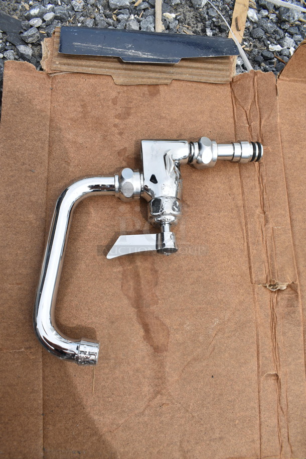 BRAND NEW SCRATCH AND DENT! Waterloo 750AF6 6" Pre-Rinse Add-On Faucet - Image 2 of 3