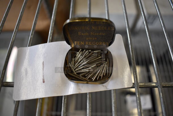 Edison Bell Elecric Chromic Needles for Record Playing In Metal Tin. 1.5x1.5x0.5 - Image 4 of 4