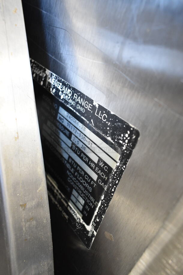 Cleveland 24CGA6.2S Stainless Steel Commercial Natural Gas Powered 2 Deck Steam Cabinet. 50,000 BTU.  - Image 8 of 9