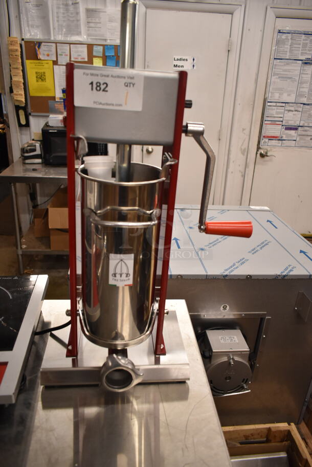 BRAND NEW SCRATCH AND DENT! 2023 Tre Spade  11 lb. Manual Vertical Sausage Stuffer - Image 2 of 7