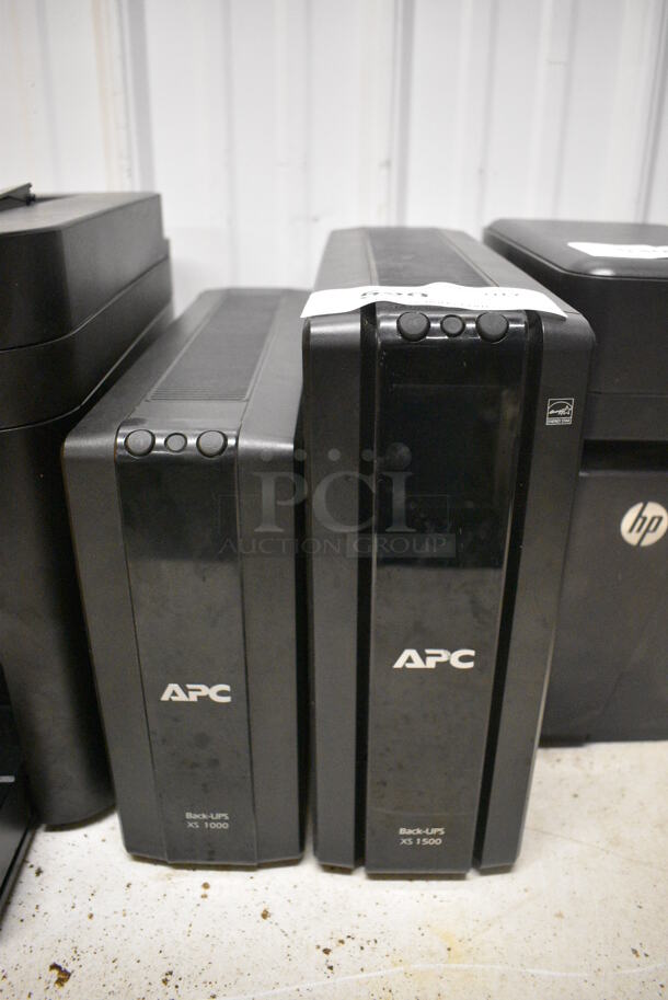2 APC Back Ups; XS 1000 and XS 1500. 4x15x10, 4.5x15x12. 2 Times Your Bid! - Image 1 of 3