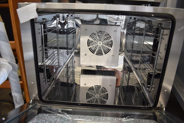 BRAND NEW SCRATCH AND DENT! Avantco 177CO28M Stainless Steel Commercial Countertop Electric Powered Half Size Convection Oven. See Pictures for Glass Damage. 208/240 Volts, 1 Phase.  - Image 4 of 5