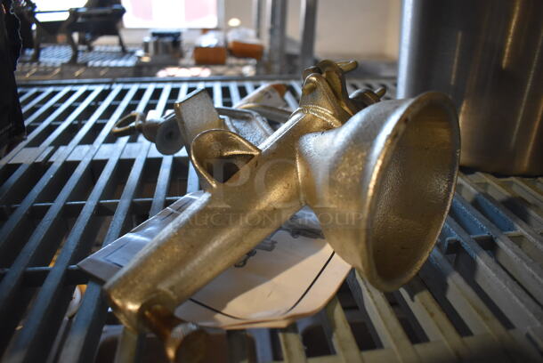 Weston Metal Manual Wheatgrass Juicer. 4.5x11.5x12 - Image 3 of 5