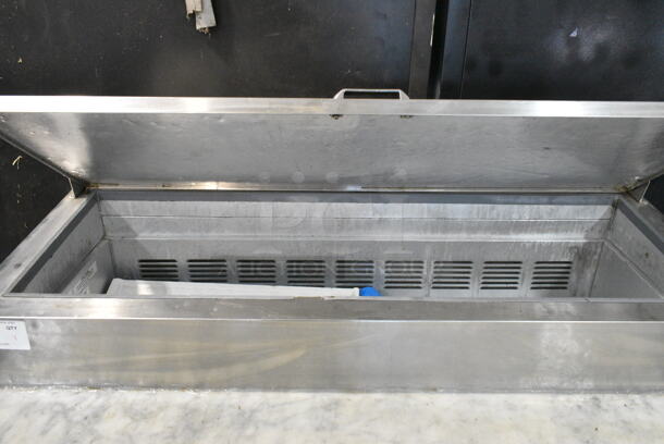 Leader ESPT48S/C Stainless Steel Commercial Pizza Prep Table on Commercial Casters. 115 Volts, 1 Phase. Tested and Working! - Image 4 of 7