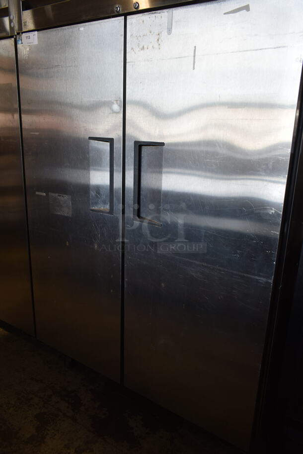 2012 True TG2R-2S ENERGY STAR Stainless Steel Commercial 2 Door Reach In Cooler w/ Poly Coated Racks on Commercial Casters. 115 Volts, 1 Phase. Tested and Working! - Image 3 of 6