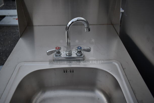QualServ WMSC24MS Stainless Steel Commercial Single Bay Portable Sink w/ Faucet and Handles on Commercial Casters. 120 Volts, 1 Phase. - Image 4 of 7