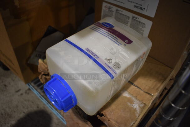 3 Boxes of 4 Diversey Suma Eden Antimicrobial Fruit and Vegetable Washer Bottles. 3 Times Your Bid! - Image 2 of 5