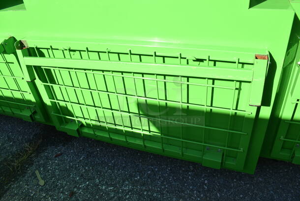 Green Metal Cart on Commercial Casters. 32x30x65 - Image 4 of 5