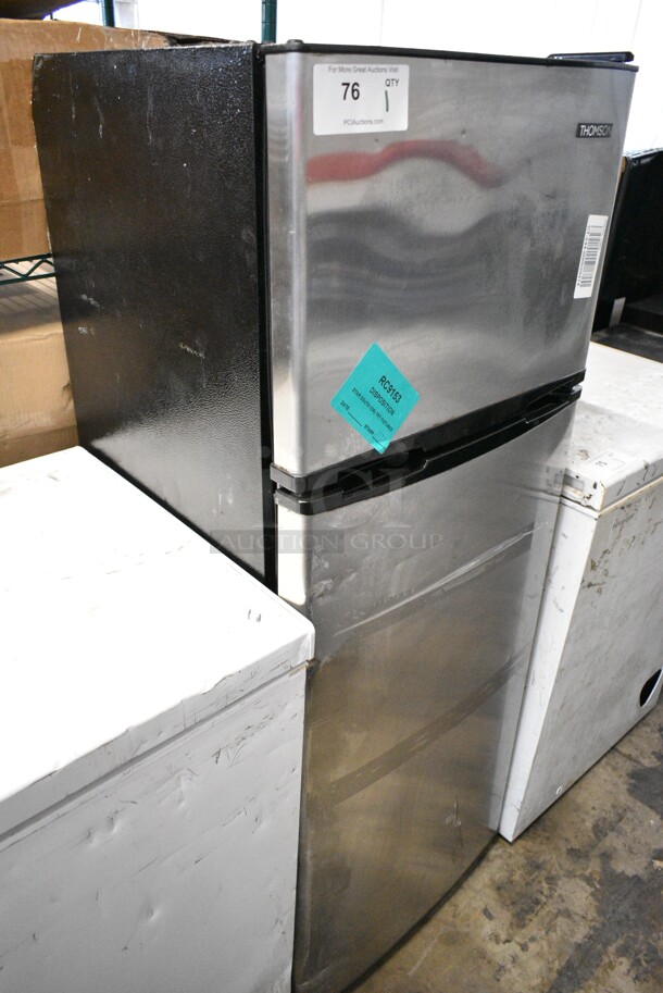 Thomson TFR725 Metal Cooler w/ Freezer. 115 Volts, 1 Phase. Tested and Powers On But Does Not Get Cold - Image 2 of 8