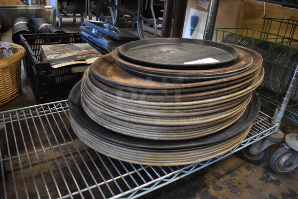 ALL ONE MONEY! Tier Lot of Various Items Including 23 Serving Trays - Image 3 of 4