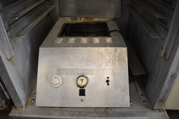 Metal Commercial Heated Warming Cabinet on Commercial Casters. 29x32x72. Cannot Test Due To Exposed Wire. - Image 6 of 6