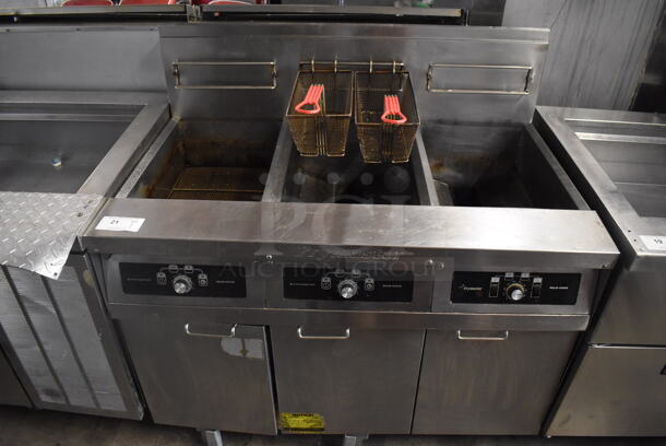 Frymaster FPH350SC Stainless Steel commercial Natural Gas Powered 3 Bay Deep Fat Fryer w/ 2 Metal Fry Baskets on Commercial Casters. 80,000 BTU. 47x32x47