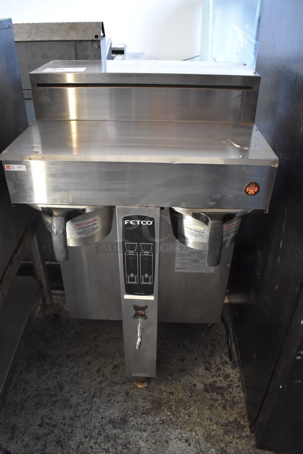 Fetco CBS-2052e Stainless Steel Commercial Countertop Coffee Machine. 120/208-240 Volts, 1 Phase. 22x20x37