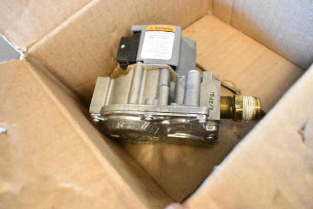 BRAND NEW SCRATCH AND DENT! Cooking Performance Group 351220079 Safety Valve - Image 3 of 6