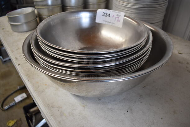 17 Various Metal Bowls. Includes 16.5x16.5x6, 13.5x13.5x5, 11.5x1.5x4.5. 17 Times Your Bid! - Image 3 of 5