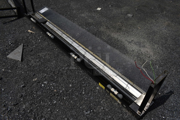 Hatco Model GRAL-105 Metal Commercial Warming Light w/ Sneeze Guard. 120/208 Volts, 1 Phase. 105x19x18 - Image 1 of 3