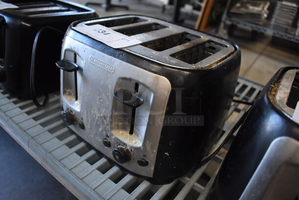 Black & Decker Metal Countertop 4 Slot Toaster. 120 Volts, 1 Phase. 10x9x7 - Image 2 of 4