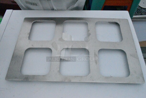 2 BRAND NEW SCRATCH AND DENT! Items Including 9228244314SS Vollrath 8244314 Miramar 6 Compartment Stainless Steel Adapter Plate for Vollrath 40003 Pans and 9228244214SS Vollrath 8244214 Miramar 3 Compartment Stainless Steel Adapter Plate for Vollrath 40004 Pans. 2 Times Your Bid!  - Image 4 of 8