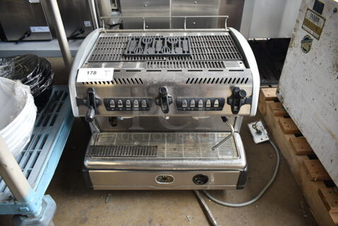 Caffe d'antore Stainless Steel Commercial Countertop 2 Group Espresso Machine w/ 2 Steam Wands. 208 Volts, 1 Phase.