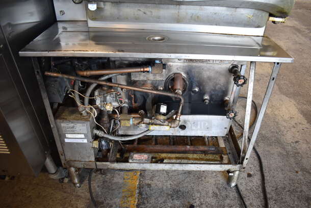 Cleveland Stainless Steel Commercial Floor Style Gas Powered 3 Deck Pressure Steam Cabinet. 40x35x68 - Image 5 of 7