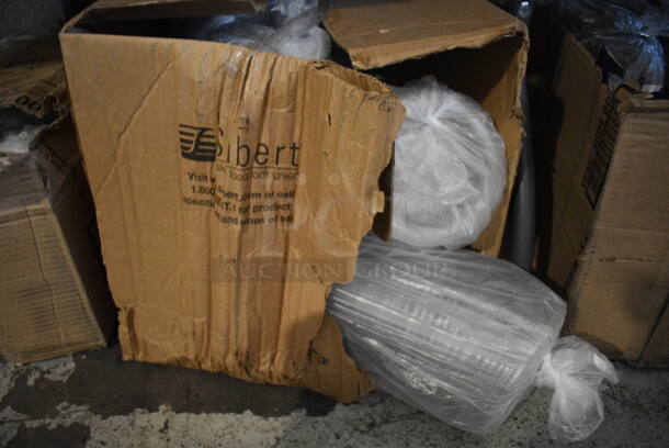 Box of Clear Plastic Lids - Image 1 of 2