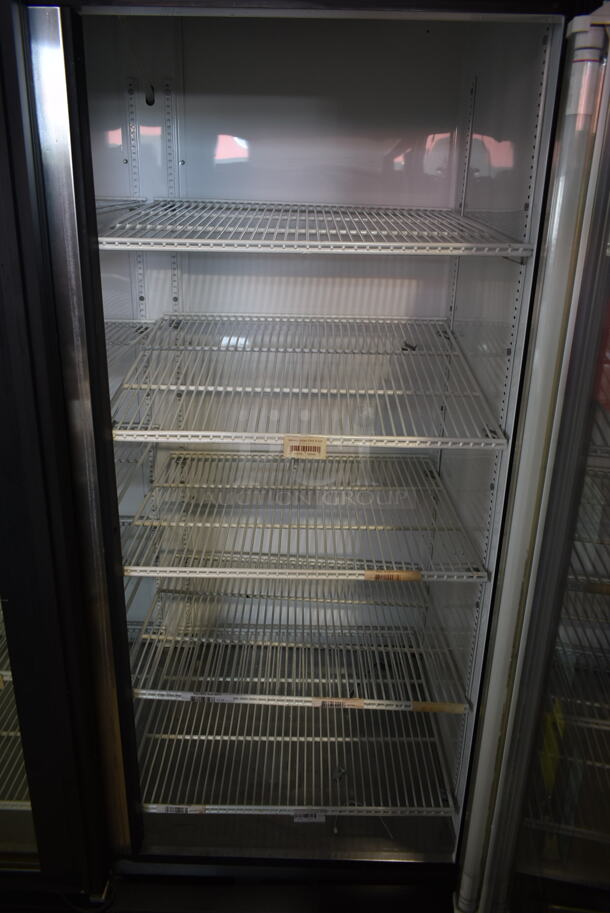 True GDM-72 Metal Commercial 3 Door Reach In Cooler Merchandiser w/ Poly Coated Racks. 115 Volts, 1 Phase. Tested and Working! - Image 8 of 9