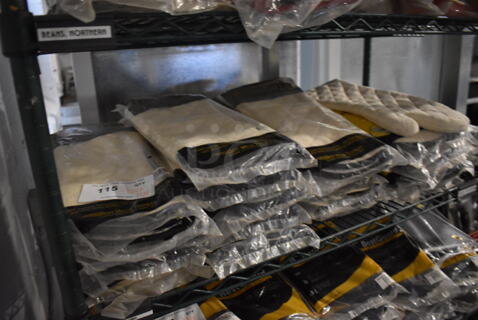ALL ONE MONEY! Tier Lot of Various BRAND NEW Items Including Oven Mitts