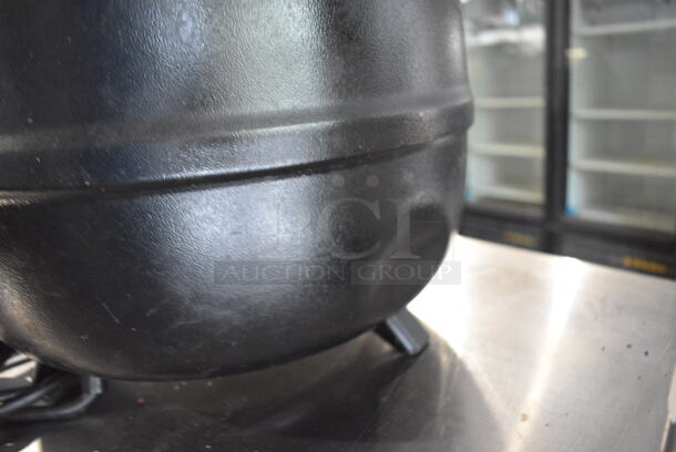 Avantco Model 177S600 Metal Commercial Countertop Soup Kettle Food Warmer. 110 Volts, 1 Phase. 15x15x16. Tested and Working! - Image 5 of 5