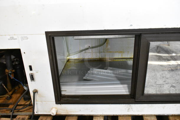 Marc MDL-6 S/C Metal Commercial Floor Style Deli Display Case Merchandiser. 115 Volts, 1 Phase. Tested and Working! - Image 8 of 10