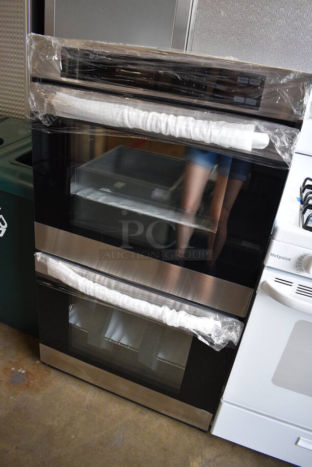 BRAND NEW! KoolMore Model KM-WO30D-SS Stainless Steel Electric Powered Double Deck Wall Convection Oven. 120/240 Volts, 1 Phase. 30x25x51.5 - Image 2 of 8