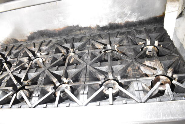 Southbend 4601DD Stainless Steel Commercial Natural Gas Powered 10 Burner Range w/ 2 Ovens, Over Shelf and Back Splash on Commercial Casters.  - Image 4 of 9