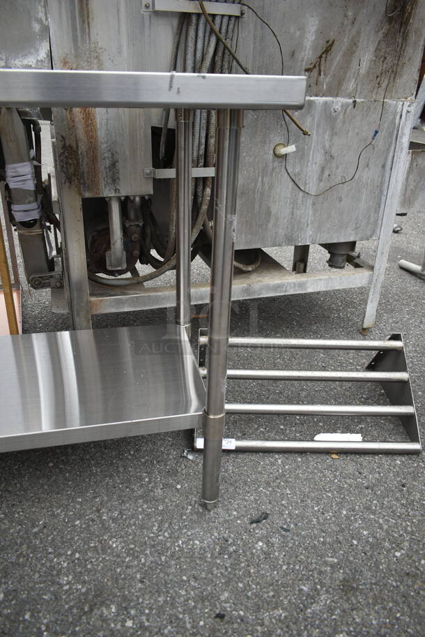 Stainless Steel Table w/ Metal Under Shelf. - Image 4 of 4