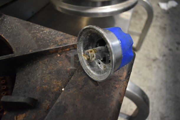 Imperial ISPA-18 Stainless Steel Commercial Natural Gas Powered Single Burner Stock Pot Range. - Image 4 of 8