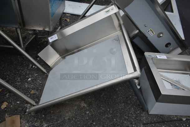 BRAND NEW SCRATCH AND DENT! Regency 600CDT36R Stainless Steel Commercial Right Side Clean Side Dishwasher Table. - Image 1 of 4