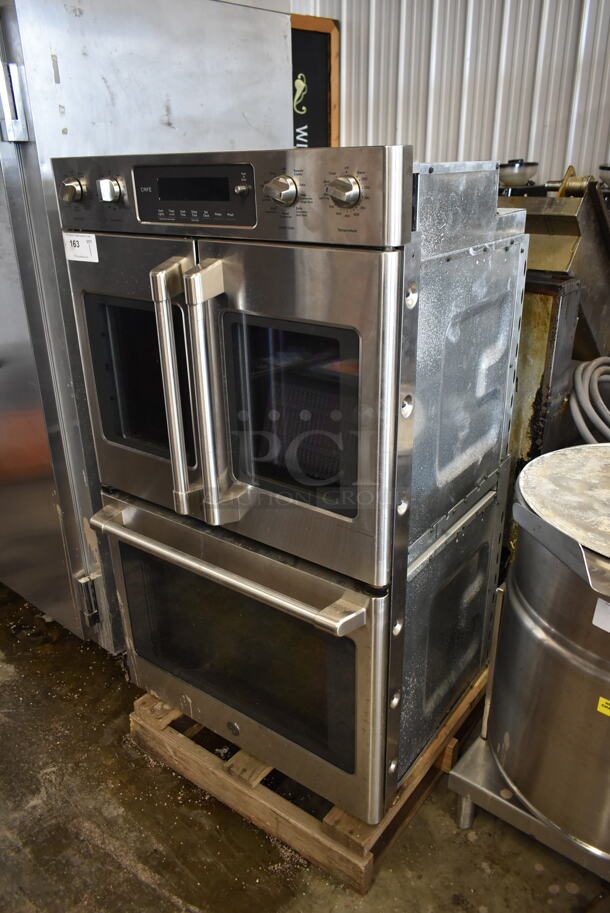 General Electric GE CT9570SL1SS Stainless Steel Double Stack Convection Oven. 120/208-240 Volts. - Image 2 of 11
