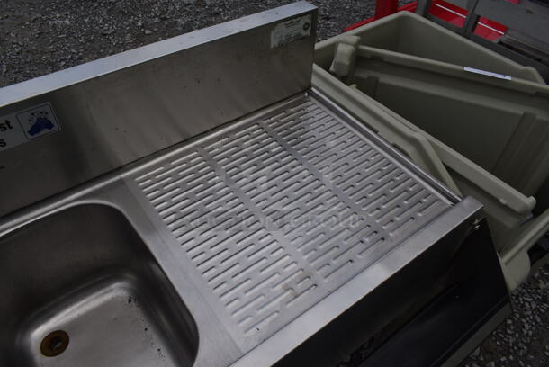 Krowne Stainless Steel Commercial 3 Bay Sink w/ Dual Drain Board, Faucet Handles and Speedwell. Bays 10x14. Drain Boards 18x16 - Image 4 of 5