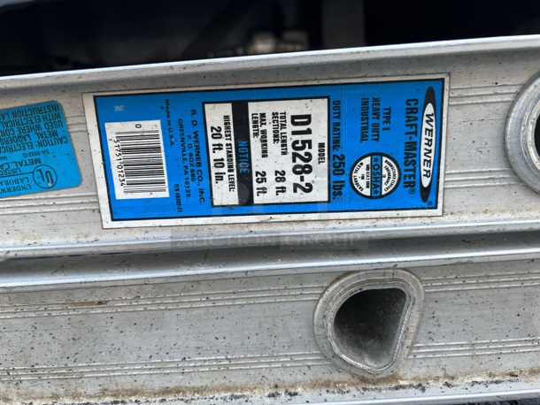 25' Werner D1528-2 Type 1 Heavy Duty Industrial Ladder - Image 4 of 6