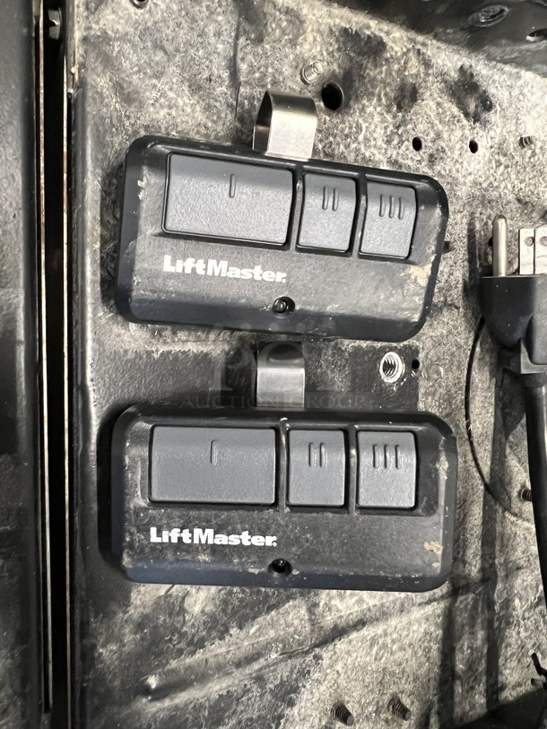 3 LiftMaster Formula I Professional Chamberlain Garage Door Openers w/ 2 Chamberlain 893MAX Remote Control Garage Transmitters. 13.5x10x7. 3 Times Your Bid! - Image 6 of 10
