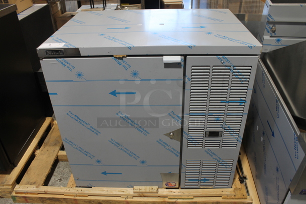 BRAND NEW! Perlick DDS36 Stainless Steel Commercial Single Door Undercounter Direct Draw Kegerator Cooler. 115 Volts, 1 Phase. Tested and Working! - Image 2 of 6