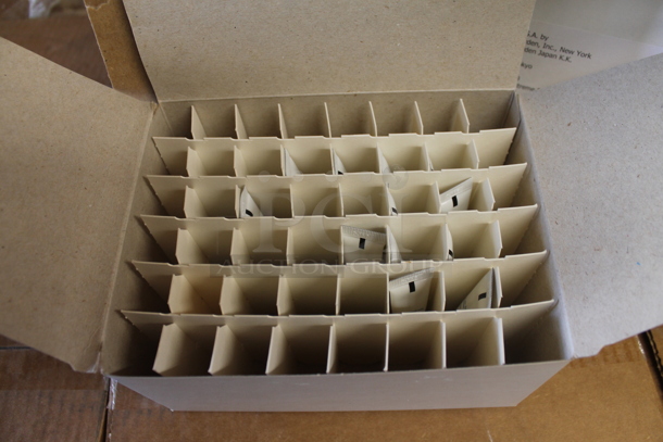 PALLET LOT of 42 BRAND NEW Boxes of White Glove Extreme Skincare Brightening Gel. 42 Times Your Bid! - Image 3 of 4