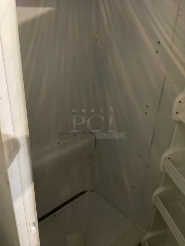 Fridgidaire Upright Deep Freezer, R134A, White
32x26x65
Working when Removed 


 - Image 2 of 3